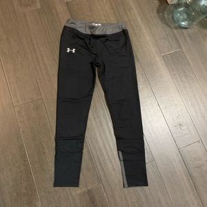 Under Armour Youth Large